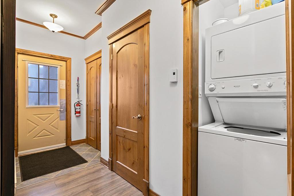 Le Manoir 106-7 By Escapades Tremblant Apartment Mont-Tremblant Luaran gambar